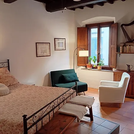 Casa Dell'arpa Homestay Florence